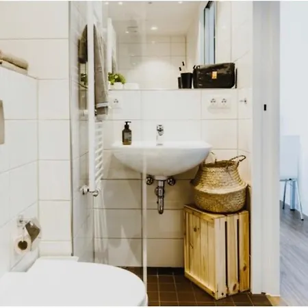 Lägenhet Fuer Pendler Und Aussendienstler *